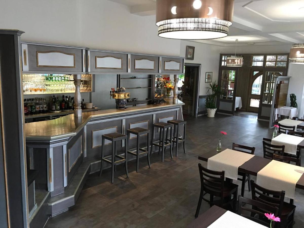 Hotel Restaurant Le Bristol Niederbronn-les-Bains Eksteriør billede